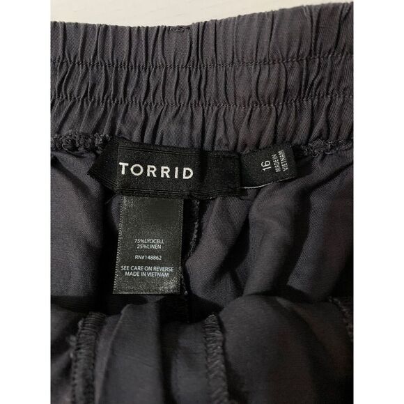 Torrid Shorts Size 16 Black Linen Lyocell Blend Elastic Waist Flowy Lightweight - Picture 4 of 8